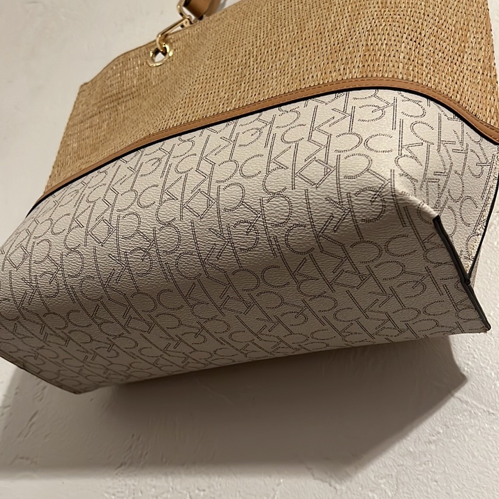 Calvin Klein Beige Straw Tote with Ivory CK Logo Panel - Picture 3 of 10
